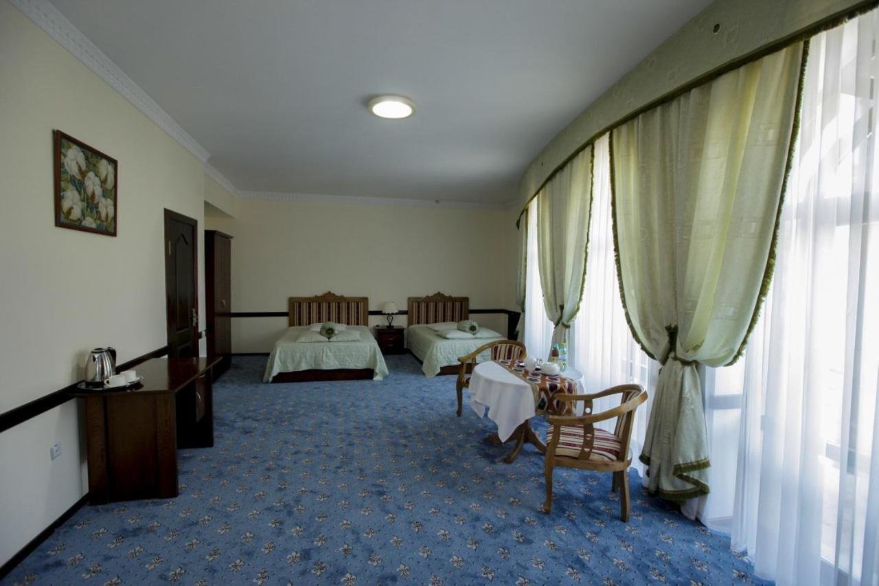 Sultan Hotel Bukhara Exterior photo