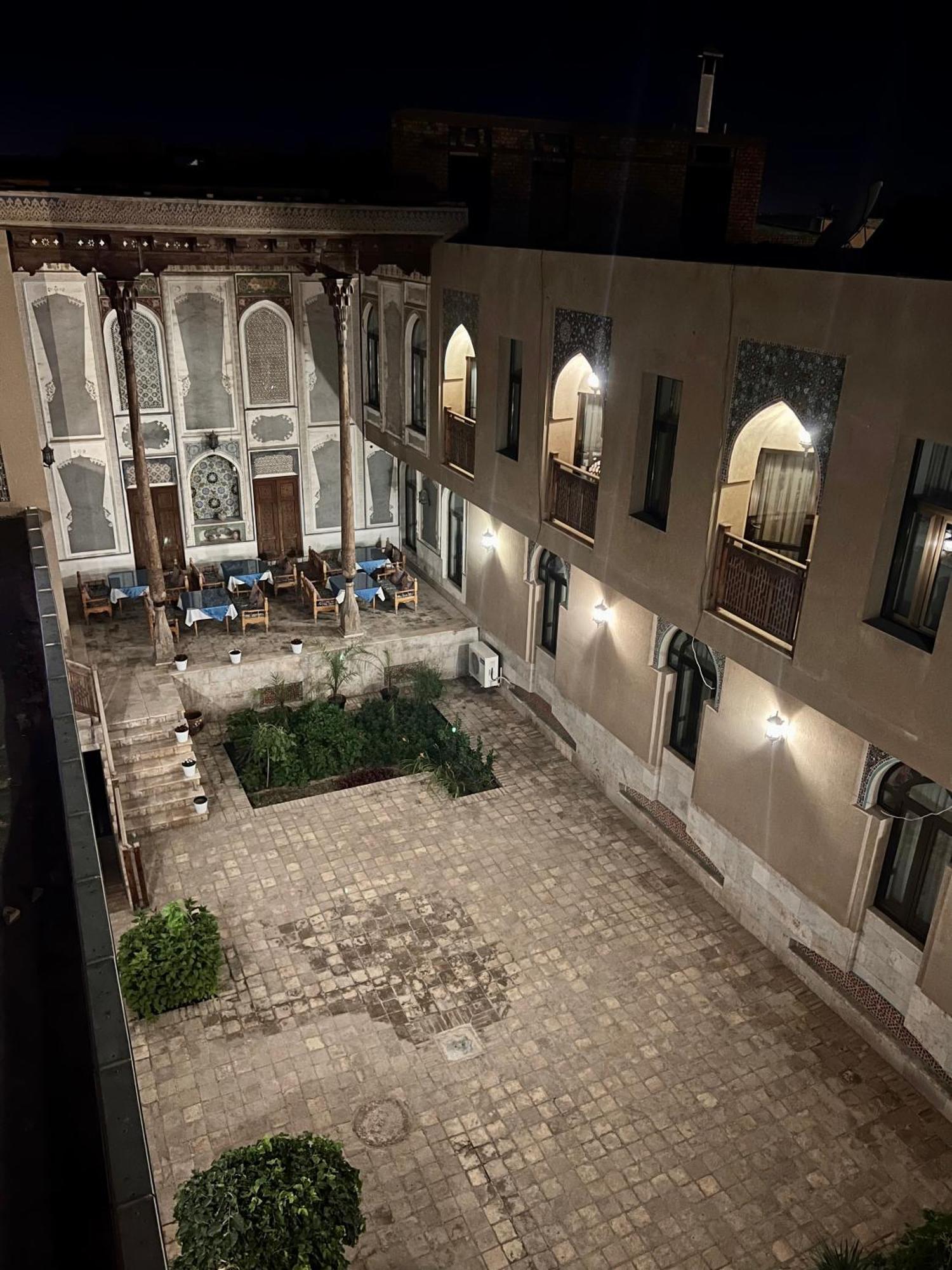 Sultan Hotel Bukhara Exterior photo